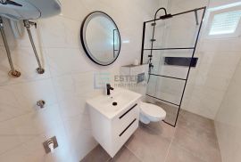 PRODAJA apartman Novalja 67,22 m2, prodaja, 350m od mora, vrt, bazen, Novalja, Διαμέρισμα