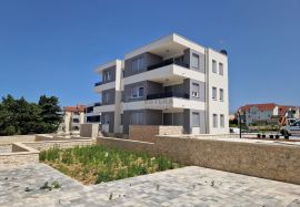 PRODAJA apartman Novalja 72,75 m2, prodaja, 350m od mora, vrt, bazen, Novalja, Διαμέρισμα