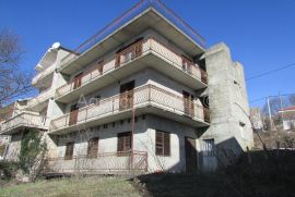 Imotski centar kuća 446 m2 sa okućnicom, Imotski, Casa