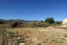 Imotski 3238 m2 građevinsko zemljište Glavina Donja, Imotski, Arazi