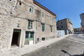 ŠIBENIK-KAMENA KUĆA U ŠIREM CENTRU GRADA, Šibenik, Haus