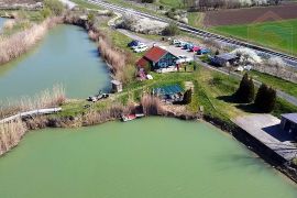 Ribnjak Stoppeldorf - Vladislavci (Ciglana), Vladislavci, Land