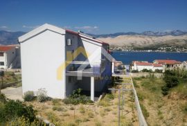 Pag 250m2 Kuća sa 4 apartmana, Pag, Haus