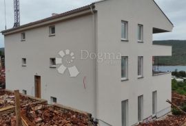 CRES NOVOGRADNJA SA PREDIVNIM POGLEDOM!, Cres, Flat