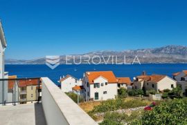 Brač, Postira, dvosoban stan s vrtom u prizemlju novogradnje, Supetar, Appartment