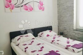 Novi apartman u Novalji!, Novalja, Appartment