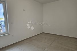 Apartman u Tribunju- USELJIVO, Tribunj, Wohnung