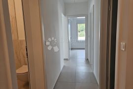 Apartman u Tribunju- USELJIVO, Tribunj, Wohnung