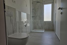 Apartman u Tribunju- USELJIVO, Tribunj, Διαμέρισμα