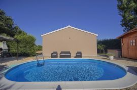 Kuća sa bazenom okružena prirodom, Ližnjan,okolica, Istra, Ližnjan, Famiglia