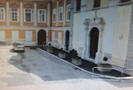 Rijeka, Korzo stan 132,91 m2 4s i 2 balkona, Rijeka, Appartment