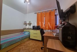 CRIKVENICA, trosobni stan u širem centru grada, Crikvenica, Appartement