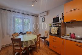 CRIKVENICA, trosobni stan u širem centru grada, Crikvenica, Appartment