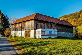 GORSKI KOTAR, VRBOVSKO-Imanje površine 50000m2 okruženo šumom, Vrbovsko, Casa