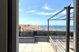 NIN, ZATON - Prekrasna vila s 6 apartmana, Nin, بيت