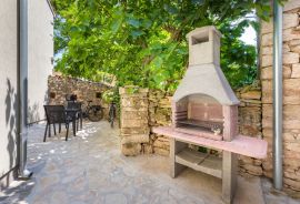 Renovirana kamena kuća, Šišan, Istra, Ližnjan, Σπίτι