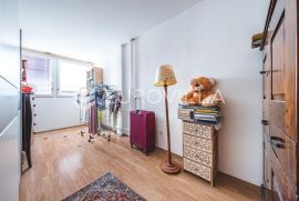 Samobor, Južno naselje, trosoban stan NKP 73,81 m2, Apartamento