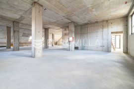 Velika Gorica, centar, poslovni prostor 300 m2, Εμπορικά ακίνητα