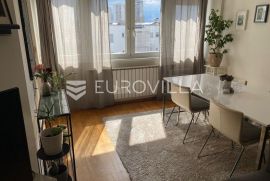 Zagreb, Trakošćanska lijep dvosoban stan NKP 73 m2 s liftom i parkingom, Zagreb, Appartement