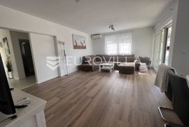 Istra, Buroli, Kuća s bazenom, 140m2, Brtonigla, Ev