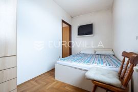 Zagreb, Jakuševec, dvosoban stan NKP 43 m2 + vanjsko parkirno mjesto, Zagreb, Apartamento