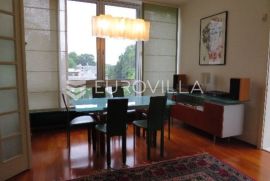 Nazorova trosoban stan 80m2, Zagreb, Apartamento