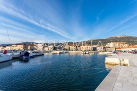 Kaštela, prekrasna  vila prvi red do mora  30 m, Kaštela, Kuća