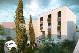 Pula, Nova Veruda, penthouse, drugi kat, NKP 103 m2, lođa, parking, 700 m od mora, Pula, Appartment