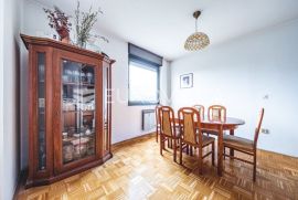 Zagreb, Rudeš, trosoban stan NKP 75 m2, Zagreb, Appartement