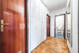 Zagreb, Rudeš, trosoban stan NKP 75 m2, Zagreb, Appartement