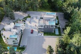 Zadar okolica, trosoban penthouse s krovnom terasom, bazenom i liftom, Sukošan, Appartamento