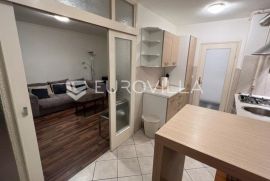 Zagreb, Trešnjevka, dvosoban stan s balkonom površine 62,48 m2, Zagreb, Appartment