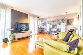 Zagreb, Maksimir, Remete, prekrasan četverosoban stan 132 m2 + 2 GPM, Zagreb, Daire