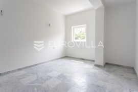 Pag, trosoban apartman S2 uz more 75 m2 + VPM, NOVOGRADNJA!, Pag, Stan