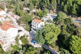 Dubrovnik – kuća s tri stambene jedinice s pogledom na more, Dubrovnik, Kuća