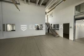 Šibenik, industrijsko-proizvodno-uredska hala NKP 2812 m2, Šibenik, Commercial property