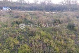 Istra, Peroj, poljoprivredno zemljište 512m2, Vodnjan, Земля