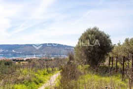 Trogir, Krban, građevinsko zemljište s pogledom na more, Trogir, Terreno
