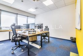 Zagreb, Knežija, funkcionalan uredski prostor za zakup NKP 220 m2, Zagreb, Commercial property