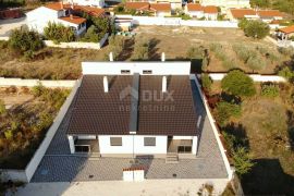 ISTRA, BARBARIGA 2S+DB stan u Betigi 74 m2 - stan 1, Vodnjan, Flat