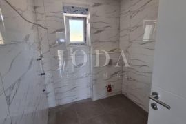 Crikvenica novogradnja blizu mora, Crikvenica, Appartement