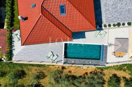 Prekrasna villa s otvorenim pogledom na more, otok Krk, Vrbnik, Дом