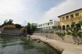 Impresivna villa na moru! Sinergija prostora, čovjeka i mora!, Rijeka, Famiglia