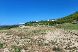 Podstrana, lijep dvosoban stan vrtom od 63 m2- C1, Podstrana, Διαμέρισμα