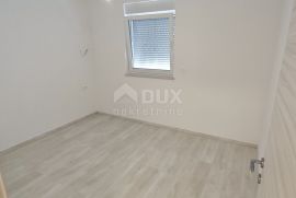 CRIKVENICA (okolica) - Apartman u novogradnji s okućnicom!, Crikvenica, Διαμέρισμα