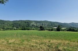 ISTRA, CEROVLJE - Vikendica s velikom okućnicom i dodatnim objektom, Cerovlje, Casa