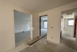 URBANA VILA CENTAR GORICE, 3S+DB, 124,00 m2, Velika Gorica, Apartamento