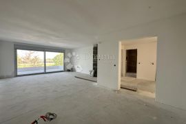 URBANA VILA CENTAR GORICE, 3S+DB, 124,00 m2, Velika Gorica, Flat