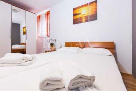 Crikvenica,Dramalj - Kuća sa 7 apartmana, Crikvenica, Σπίτι