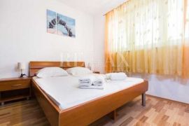 Crikvenica,Dramalj - Kuća sa 7 apartmana, Crikvenica, Casa